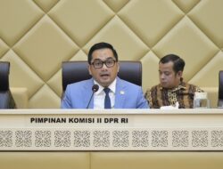 DPR Sentil Kepala Daerah: Jangan Berjarak dari Rakyat, Kasus Pati Jadi Pelajaran!