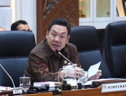 OTT KPK Jerat Wamenaker, Charles Honoris Soroti Iklim Usaha