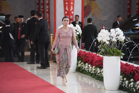 Anggota DPR RI, Rahayu Saraswati, saat menghadiri Sidang Tahunan MPR RI dan Sidang Bersama DPR RI dan DPD RI 2025 di Gedung Nusantara, Senayan, Jakarta.