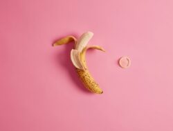 Bahaya di Balik Rimming: Waspada Penyakit Menular hingga Infeksi Berbahaya