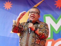 Fahri Hamzah Minta Mahasiswa UI Jadi Pelopor Atasi Kesenjangan Rumah