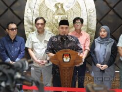 KPU Tutupi Dokumen Capres-Cawapres, Ada Apa?