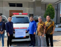 BRI Branch Office Kramat Region 6/Jakarta 1 Serahkan Bantuan 1 Unit Mobil Ambulans Kepada Gereja HKBP Letjend Suprapto