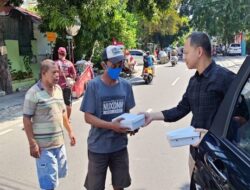 BRI Branch Office Rawamangun Gelar Kegiatan “Jumat Berkah” dengan Membagikan Makanan untuk Masyarakat Sekitar