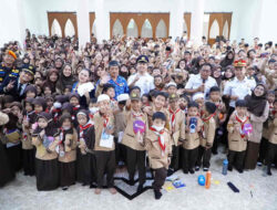 KAI Daop 1 Jakarta Kenalkan Dunia Perkeretaapian kepada Anak melalui “KAI Goes to School – Edutrain”