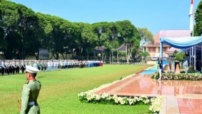 Presiden Prabowo Subianto memimpin upacara peringatan Hari Kesaktian Pancasila Tahun 2025 di Monumen Pancasila Sakti, Lubang Buaya, Jakarta, Rabu (01/10/2025). Ini merupakan upacara perdana yang dipimpin Presiden Prabowo. (Foto: BPMI Setpres)