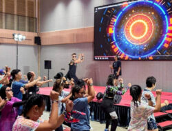 Ratusan Peserta Ramaikan Zumba Party di Marianna Resort dan Convention Tuktuk Samosir