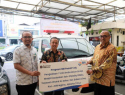 BRI Jatinegara Region 6 Serahkan Satu Unit Mobil Ambulans untuk Masjid Abubakar Ash-Shiddiq Otista