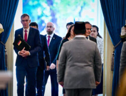 Prabowo Terima Surat Kepercayaan 12 Duta Besar Negara