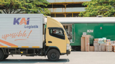 KAI Logistik Perluas Layanan Nasional: KALOG Express Kini Layani Pengiriman Paket dan Barang Elektronik ke Seluruh Indonesia