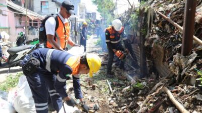 KAI Daop 1 Jakarta Tindak Lanjuti Laporan Warga Terkait Potensi Longsor di Ruang Manfaat Jalur Kereta Api Menteng