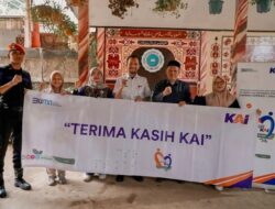 TJSL Daop 1 Jakarta Kembali Salurkan Bantuan Program Bina Lingkungan Senilai Rp 215 Juta