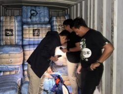 Dukung Pasar Domestik, Polisi Sita 207 Bal Pakaian Bekas Impor