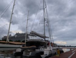 Kapal Layar Mewah Trimaran Hypergamy Singgah di Pelabuhan Benoa, Bukti Kesiapan Layanan Yacht Pelindo