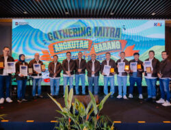 KAI Daop 1 Jakarta Berikan Penghargaan kepada Mitra Angkutan Barang sebagai Apresiasi atas Dukungan Layanan Logistik Nasional