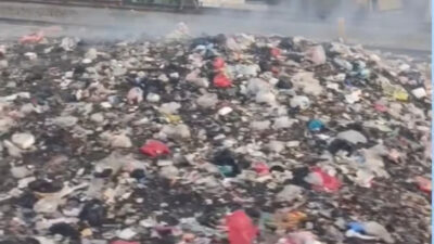 KAI Daop 1 Jakarta Kembali Ingatkan Warga Tidak Buang & Bakar Sampah di Sepanjang Jalur KA