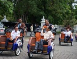 KAI Salurkan Bantuan CSR Becak Listrik kepada Pemerintah Daerah DIY Dukung Ekosistem Transportasi Ramah Lingkungan