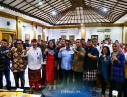 Kemdiktisaintek dan DPR Godok Skema Student Loan dan Revisi UU Sisdiknas