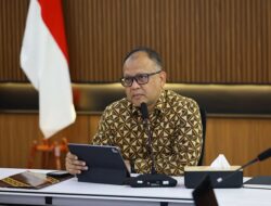 Kemdiktisaintek Rilis Aturan Baru Pengelolaan Dosen dan Profesor Emeritus