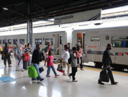 KAI Operasikan Kereta Tambahan Antisipasi Lonjakan Penumpang Libur Nataru 2025/2026