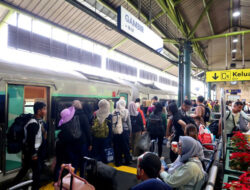 Arus Balik Nataru Masih Tinggi, KAI Sediakan 13.000 Tiket dan Diskon 30 Persen