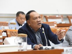 Dapur Makan Bergizi Gratis Terancam tak Halal, DPR: Jangan Urus KFC Amerika Kalau Rakyat Sendiri Terabaikan!