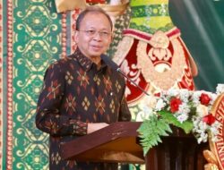 Menenun Intelektualitas dalam Bakti Nangun Sat Kerthi