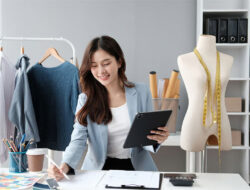 Peluang Bisnis Fashion dari Lulusan Desain Produk Busana