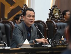 Baleg Segera Rombak Aturan Uang Pensiun Pejabat Pascaputusan MK