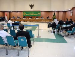 Saat Sang Wakil Tuhan Menelantarkan Rumahnya