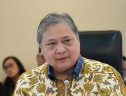 Fitch Pertahankan Peringkat BBB Ekonomi Indonesia