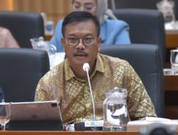 DPR Desak Sanksi Pidana Bagi Perusahaan Penunggak THR