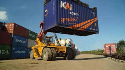 KAI Logistik Kelola 3,6 Juta Ton Barang di TW 1 dengan Peningkatan 24% pada Angkutan Peti Kemas