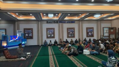 Pengajian Rutin di Jackone Hall, Pekerja BRI Region 6 Perdalam Pemahaman Ibadah