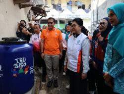 Setelah Wilayah Jakarta Barat, PAM JAYA dan TP PKK DKI Jakarta Bagi Toren Air Gratis kepada Masyarakat Jakarta Utara
