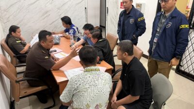 Bareskrim Serahkan 5 Tersangka Judi Online dan Barang Bukti Rp55 Miliar ke Jaksa