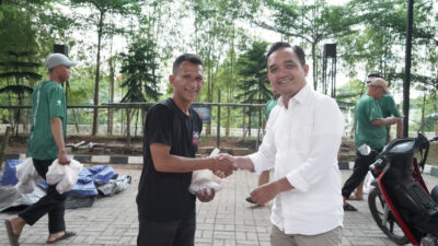Momen Iduladha, LRT Jabodebek Distribusikan Daging Kurban kepada Warga & Yayasan Sekitar Operasional