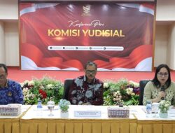 Komisi Yudisial Telaah Dugaan Pelanggaran Etik Hakim Chromebook