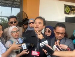 Hakim Nyatakan Penangkapan dan Penahanan Roy Suryo Tidak Sah