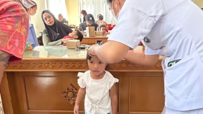 Pelindo Gelar Pemeriksaan Kesehatan Gratis bagi 100 Balita di Serangan