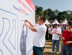 Semarak Merah Putih di Desa BRILiaN Angseri, BRI Dorong Ekonomi dari Desa