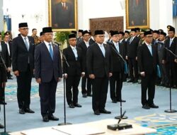 Prabowo Rombak Kabinet, Sugiono Jadi Menko PMK