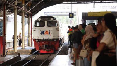 Triwulan III 2026, KAI Daop 2 Bandung Layani Lebih dari 1,37 Juta Pengguna Jasa KA Jarak Jauh, Tumbuh 10 Persen